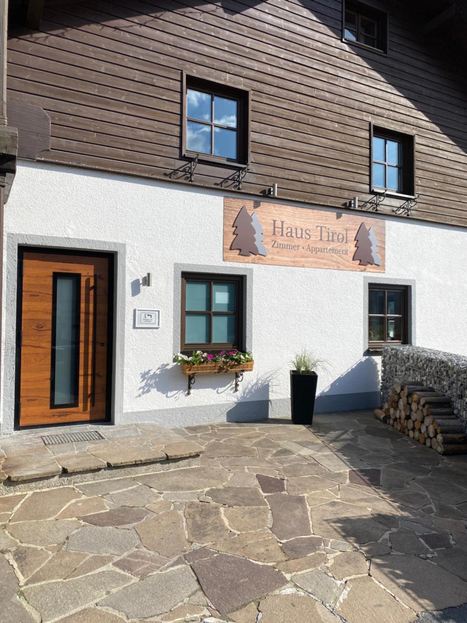 Haus Tirol *